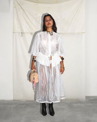 Svadobné šaty zo záclon konečne nájdeš na webe. Samozrejme vhodné aj na iné udalosti a bežné nosenie, ak sa chceš cítiť...